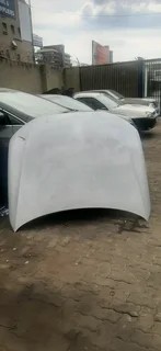 Audi A4 B8 face-lift bonnet please contact lucas on 0843018577