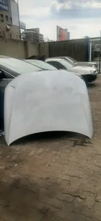 Audi A4 B8 face-lift bonnet please contact lucas on 0843018577