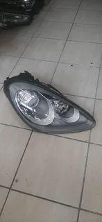 Porsche Cayenne 2012-2016 model right side headlight please contact lucas on 0843018577