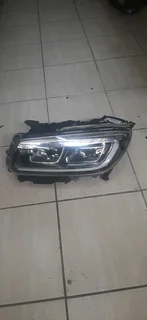 Toyota Urban Cruiser/Suzuki Breeza left side headlight please contact lucas on 0843018577