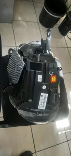 Fiat 500 left side xenon headlight please contact lucas on 0843018577