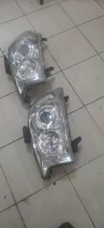 Toyota Fortuner 2012 mode right side headlight please contact lucas on 0843018577