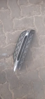 Mercedes Benz w204 face-lift left side Foglight cover please contact lucas on 0843018577
