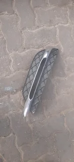 Mercedes Benz w204 face-lift left side Foglight cover please contact lucas on 0843018577
