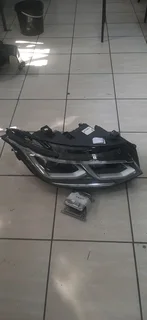 Vw Tiguan 2023-2024 model right side headlight please contact lucas on 0843018577