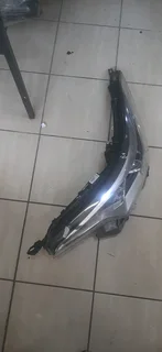 Toyota CHR left side headlight please contact lucas on 0843018577