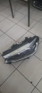 BMW G30 left side headlight please contact lucas on 0843018577