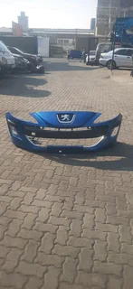 Peugeot 207 front bumper please contact lucas on 0843018577