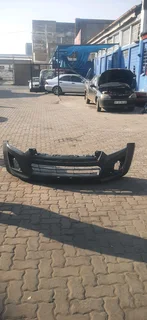 Isuzu D Mux front bumper please contact lucas on 0843018577