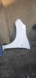 Toyota Hilux GD6 single cap left side fender please contact lucas on 0843018577