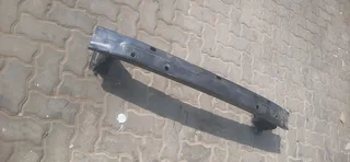Toyota Corolla Quest/Prestige front stiffner please contact lucas on 0843018577
