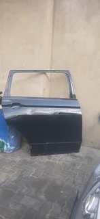 Vw Tiguan 2017-2023 model right rear door please contact lucas on 0843018577