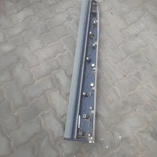 Haval H6 2017-2023 model right front door bidding please contact lucas on 0843018577