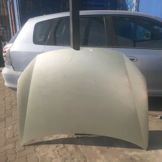 Vw Golf 6 bonnet please contact lucas on 0843018577