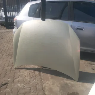 Vw Golf 6 bonnet please contact lucas on 0843018577