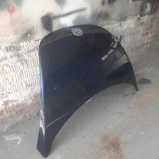Vw Beetle 2006-2010 model bonnet please contact lucas on 0843018577
