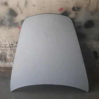 Porsche Cayenne 2010-2015 model bonnet please contact lucas on 0843018577