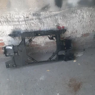 Reanult Megane 3 / Reanult Influence cradle please contact lucas on 0843018577