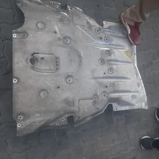 BMW F20/F21/F30 engine splash cover please contact lucas on 0843018577