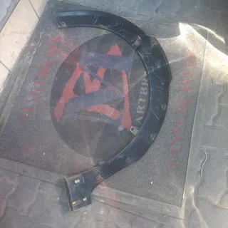 Honda BRV right front wheel arch please contact lucas on 0843018577