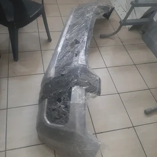 Ford Ranger T9 front bumper please contact lucas on 0843018577