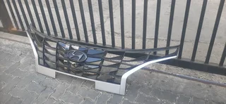 Hyundai Creta 2020-2024 model front grill please contact lucas on 0843018577