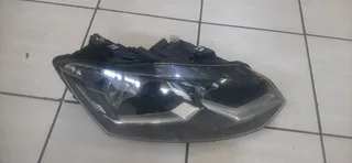 Vw Polo 7 TSI xenon right headlight please contact lucas on 0843018577
