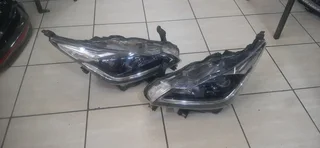Toyota Starlet/Suzuki Barleno 2023-2024 model headlights please contact lucas on 0843018577