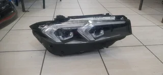 BMW G20/G21 3 series right side headlight please contact lucas on 0843018577