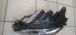 Mercedes Benz w213 E Class left side headlight please contact lucas on 0843018577