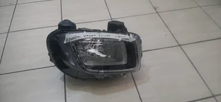 Hyundai Venue right side headlight please contact lucas on 0843018577