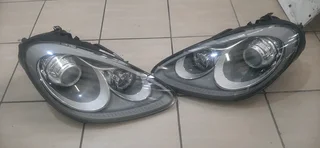Porsche Cayenne 2012-2016 model normal headlights please contact lucas on 0843018577
