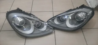 Porsche Cayenne 2012-2016 model normal headlights please contact lucas on 0843018577