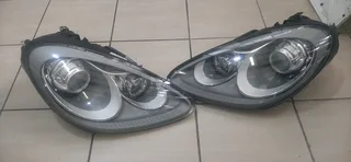 Porsche Cayenne 2012-2016 model normal headlights please contact lucas on 0843018577