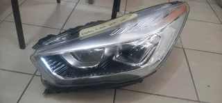 Ford Kuga 2017-2023 model xenon left headlight please contact lucas on 0843018577