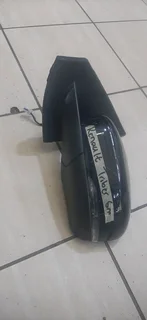 Reanult Triber left side mirror please contact lucas on 0843018577