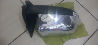 Ford ranger T7 right side mirror please contact lucas on 0843018577