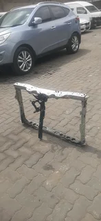 Toyota corolla Prestige cradle please contact lucas on 0843018577