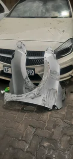 Toyota Corolla Prestige fenders please contact lucas on 0843018577