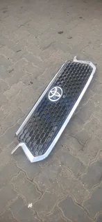 Toyota Rumion 2021-2024 model front grill please contact lucas on 0843018577