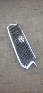 Toyota Rumion 2021-2024 model front grill please contact lucas on 0843018577