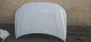 Vw Tiguan 2017-2023 model bonnet please contact lucas on 0843018577