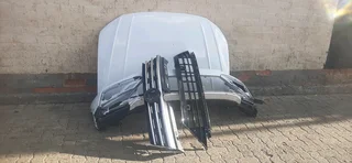 Vw Tiguan 2017-2023 model R Line front spares please contact lucas on 0843018577