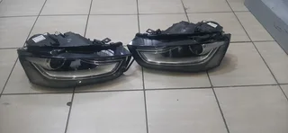 Audi A4 B8 face-lift complete headlights please contact lucas on 0843018577