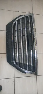 Haval H2 2017-2021 model front grill please contact lucas on 0843018577