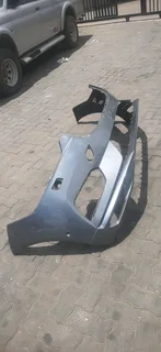 Volvo XC60 2017-2021 model front bumper please contact lucas on 0843018577