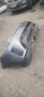 Range Rover Discovery 5 front bumper please contact lucas on 0843018577