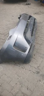 Range Rover Discovery 5 front bumper please contact lucas on 0843018577