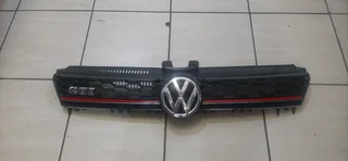Golf 7 GTI front grill please contact lucas on 0843018577