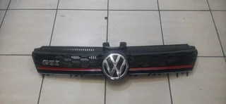 Golf 7 GTI front grill please contact lucas on 0843018577